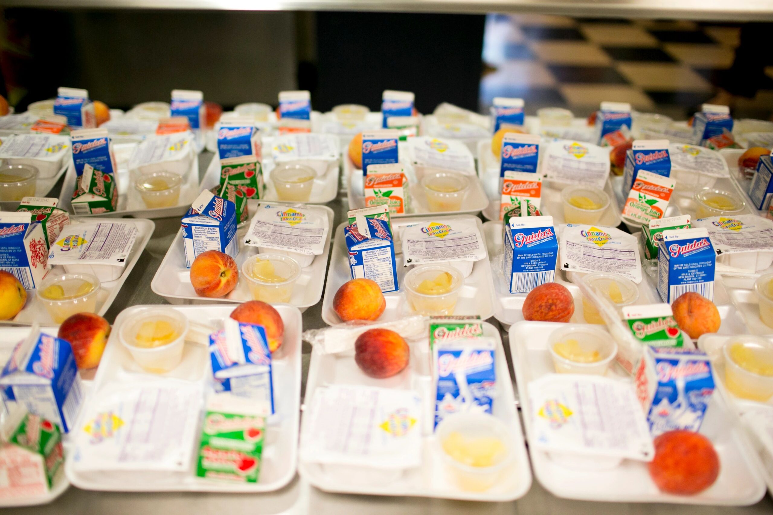 EL PRESUPUESTO BIENAL DE TEXAS AMPLÍA LAS COMIDAS ESCOLARES GRATUITAS PARA MÁS NIÑOS